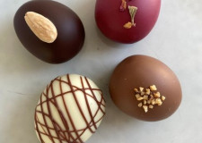 4 stk. Påskeæg, pakket i en flot æske 