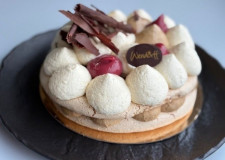Sweet Cappuccino (Fragilitebunde, Vanilje-Sarah Bernhard, Kaffecreme, valnødder i rom, hindbær cremeux)